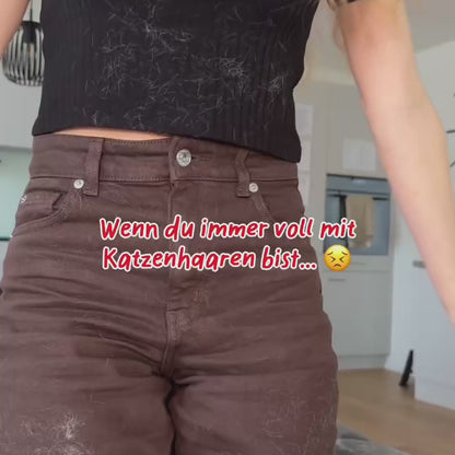 Video: Katzenhaare von Jeans und Pullover entfernen mit dem Fellstopp Handschuh